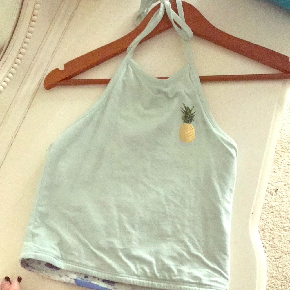 Halter top with pineapple symbol
